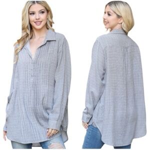 Boutique Black and white Oversized boyfriend plaid tunic top